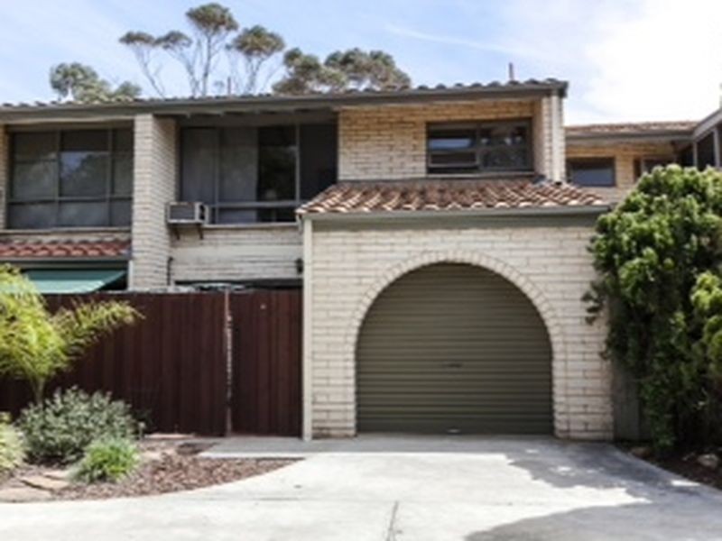 4/1 Mooloola Way, West Lakes Shore SA 5020