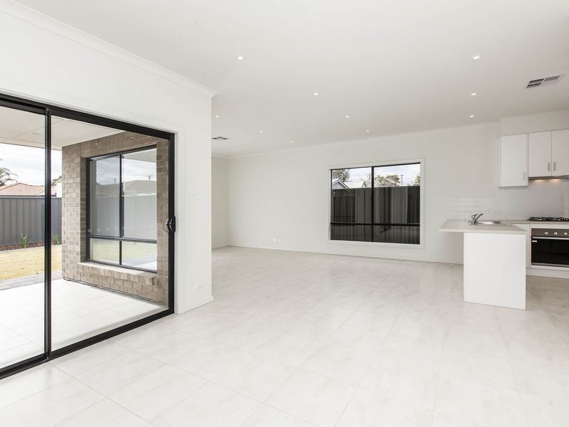 17 Emily Street, Woodville West SA 5011