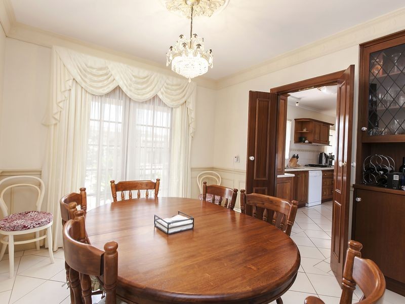 6 Antigua Grove, West Lakes SA 5021