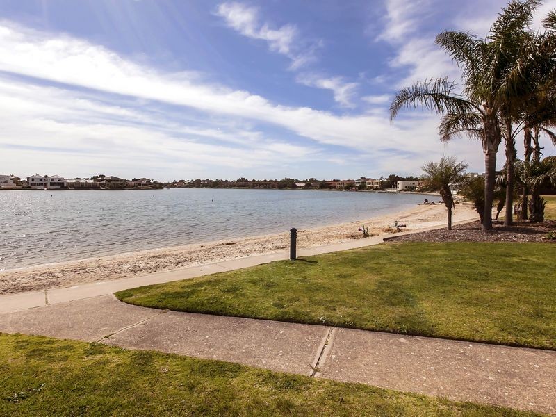 7 Tuart Place, West Lakes SA 5021