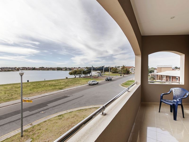 7 Tuart Place, West Lakes SA 5021