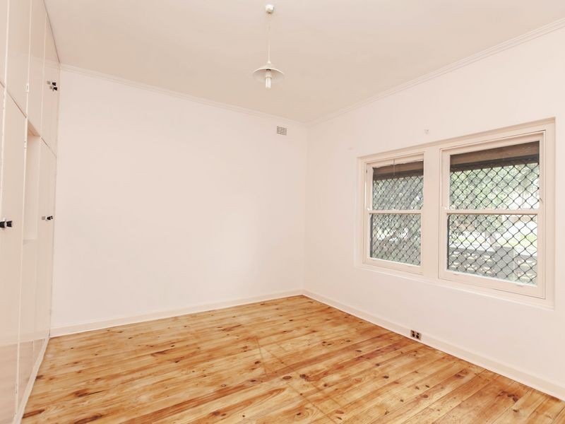 24 Waller Street, Mansfield Park SA 5012