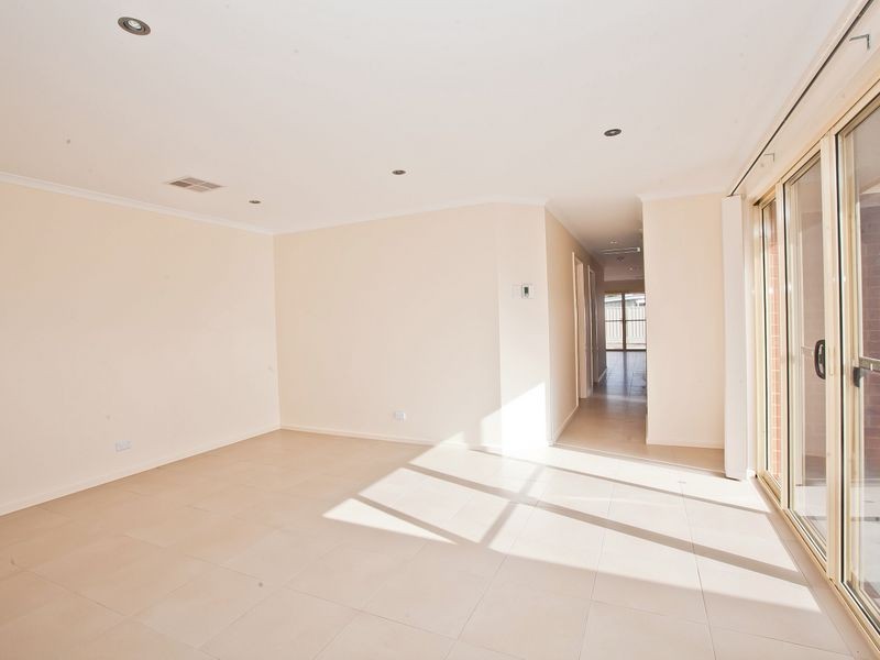 2a Cameron Avenue, Findon SA 5023