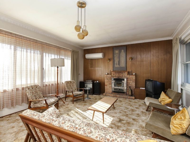 122 Seaview Road, Tennyson SA 5022