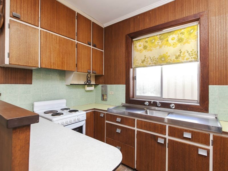 122 Seaview Road, Tennyson SA 5022