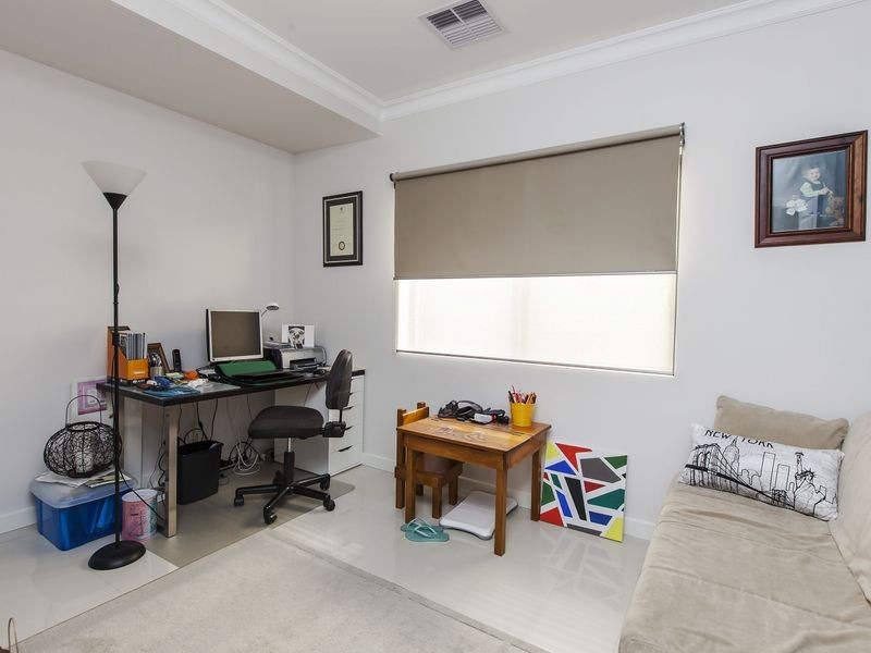 18A Recreation Parade, Semaphore Park SA 5019