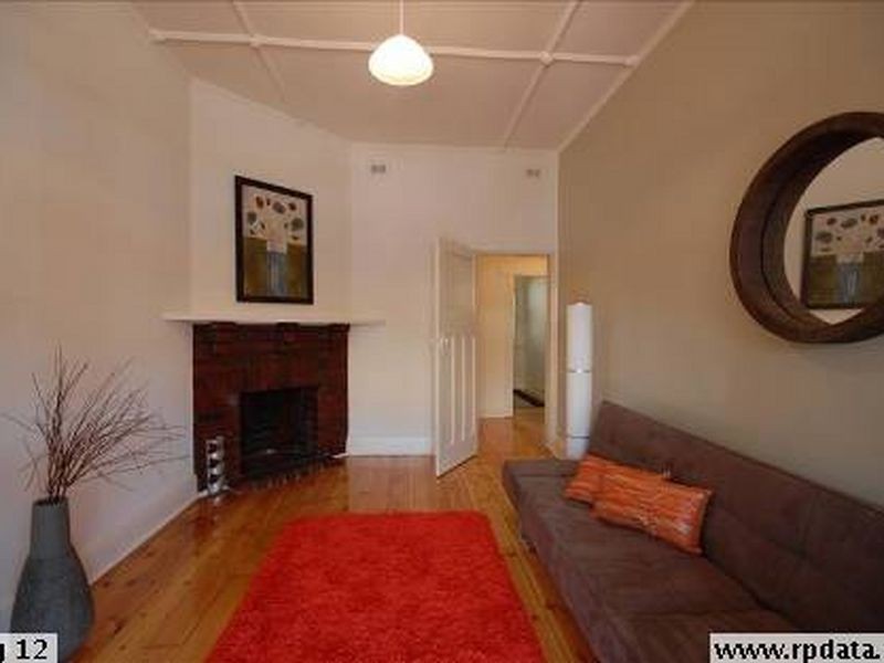 9 Percival Street, Glenelg SA 5045