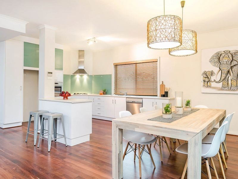 16 Moore Street, Birkenhead SA 5015