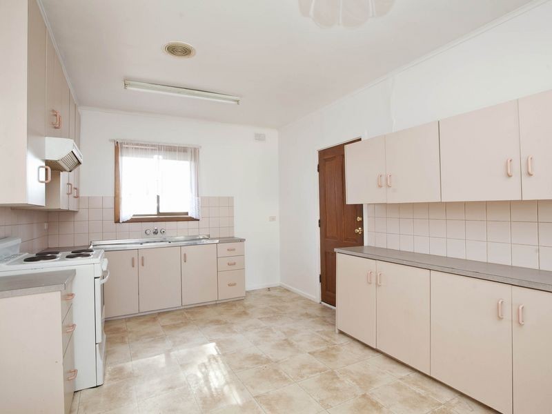 11 Mercedes Drive, Holden Hill SA 5088