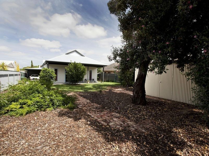 11 Mercedes Drive, Holden Hill SA 5088