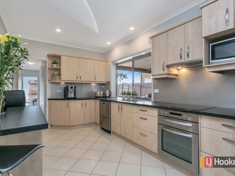 10 Hams Road, Flagstaff Hill SA 5159