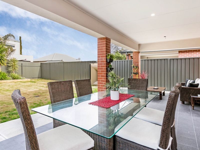 31 Centenary Avenue, Findon SA 5023
