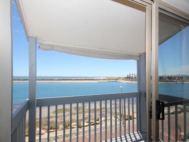 67 One & All Drive, North Haven SA 5018