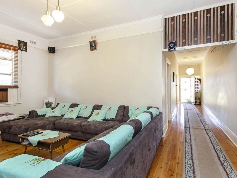 61 May Terrace, Ottoway SA 5013