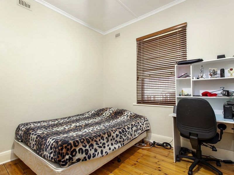 61 May Terrace, Ottoway SA 5013