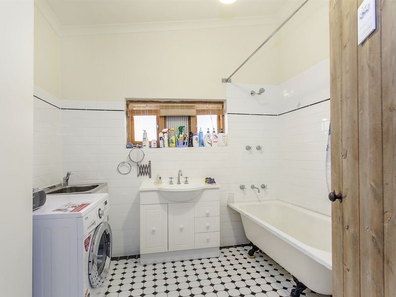 61 May Terrace, Ottoway SA 5013