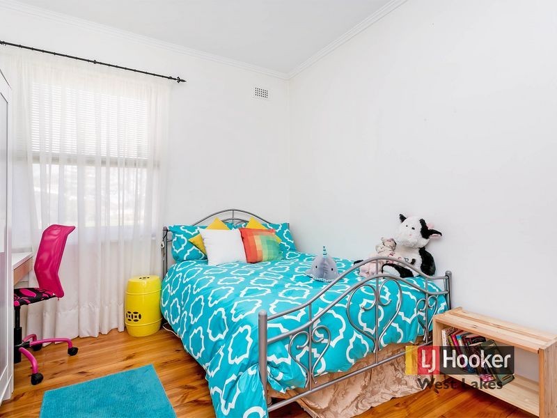 2 Reginald Avenue, Findon SA 5023