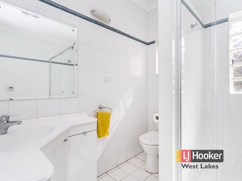 2 Reginald Avenue, Findon SA 5023