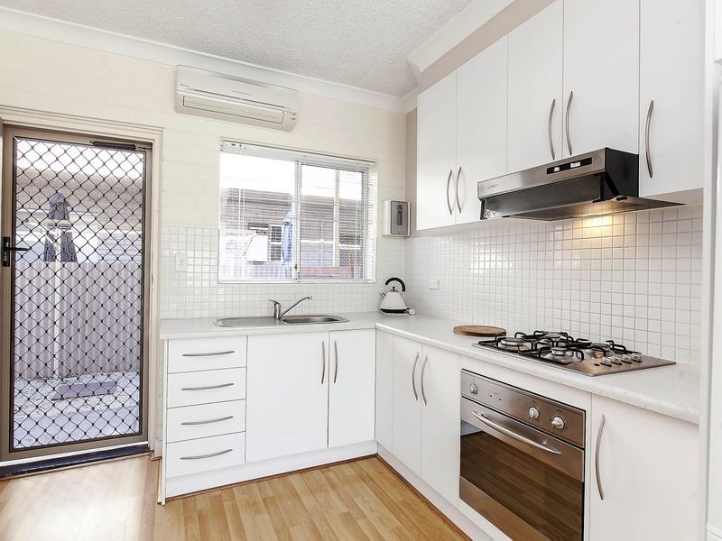 3/11 Alexander Street, Largs Bay SA 5016