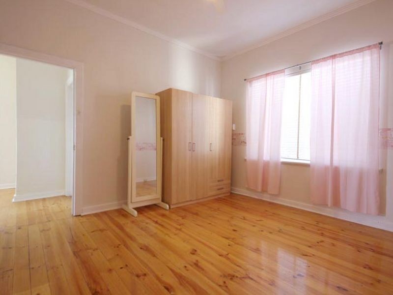 42 Crown Tce, Royal Park SA 5014