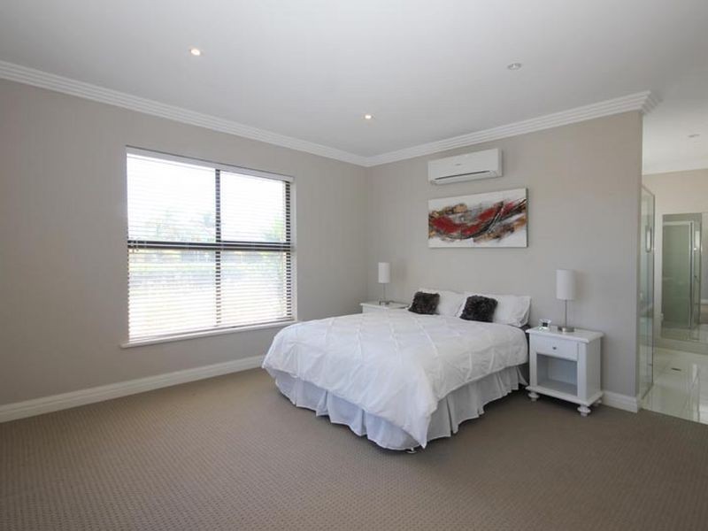 2 Sir Ross Smith Drive, North Haven SA 5018