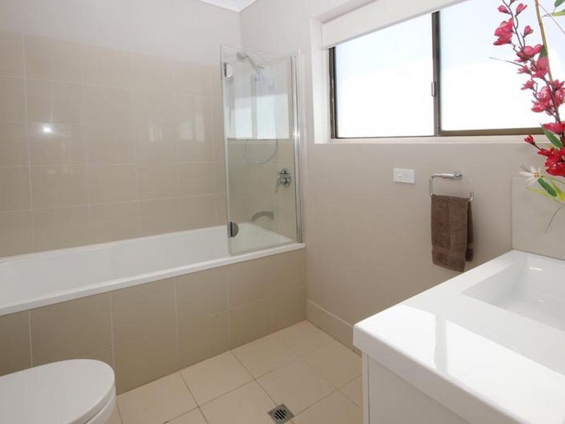 2 Sir Ross Smith Drive, North Haven SA 5018