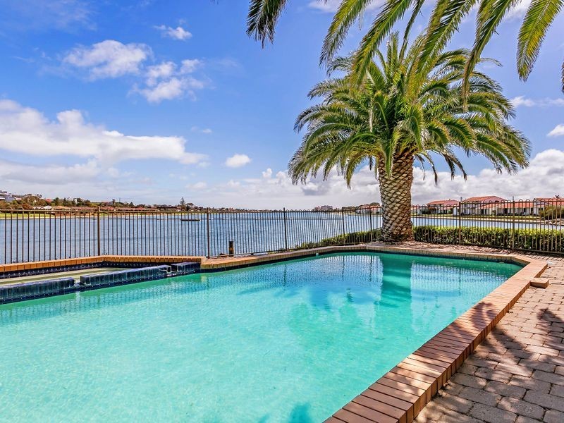 7 / 242 Trimmer Parade, West Lakes SA 5021