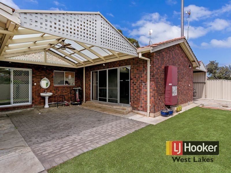12 Mara Place, West Lakes SA 5021