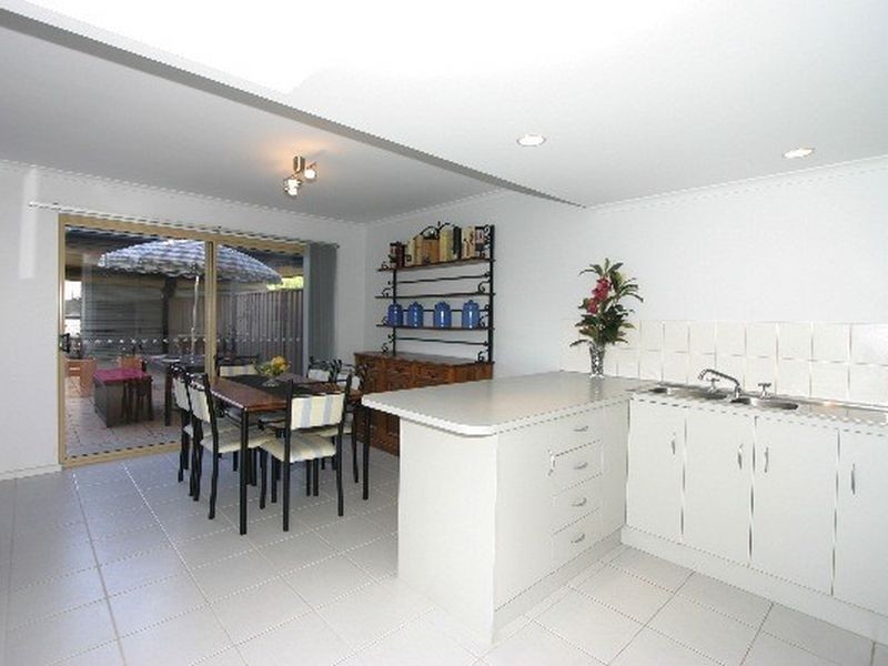 2/ 17- 19 Lord Hobart Way, West Lakes SA 5021