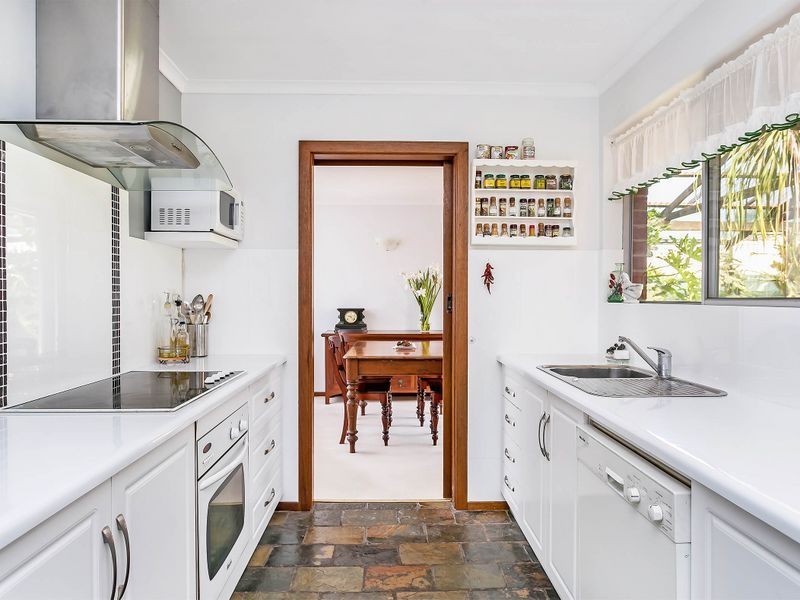 13 Fourth Avenue, Semaphore Park SA 5019