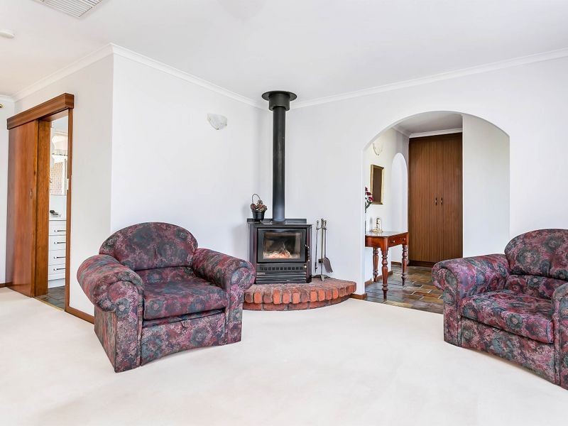 13 Fourth Avenue, Semaphore Park SA 5019