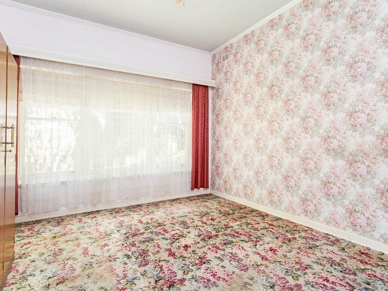 17 Shirley Avenue, Woodville West SA 5011