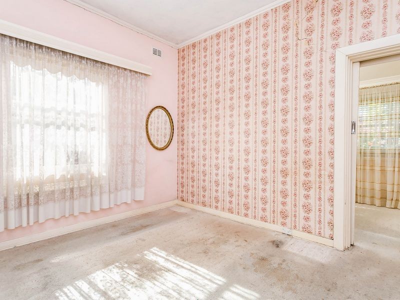 17 Shirley Avenue, Woodville West SA 5011