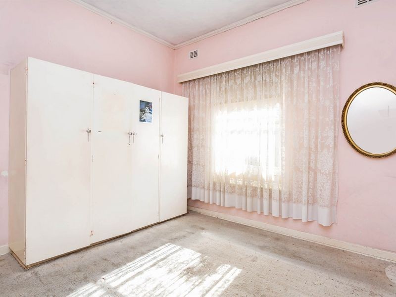 17 Shirley Avenue, Woodville West SA 5011