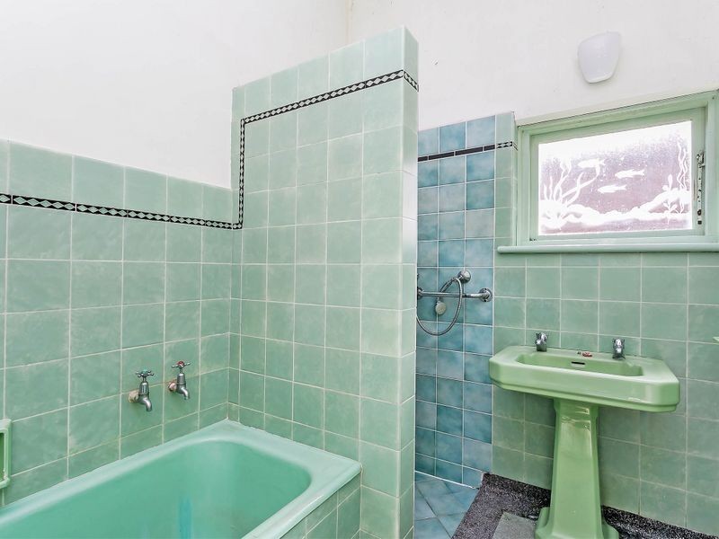 17 Shirley Avenue, Woodville West SA 5011