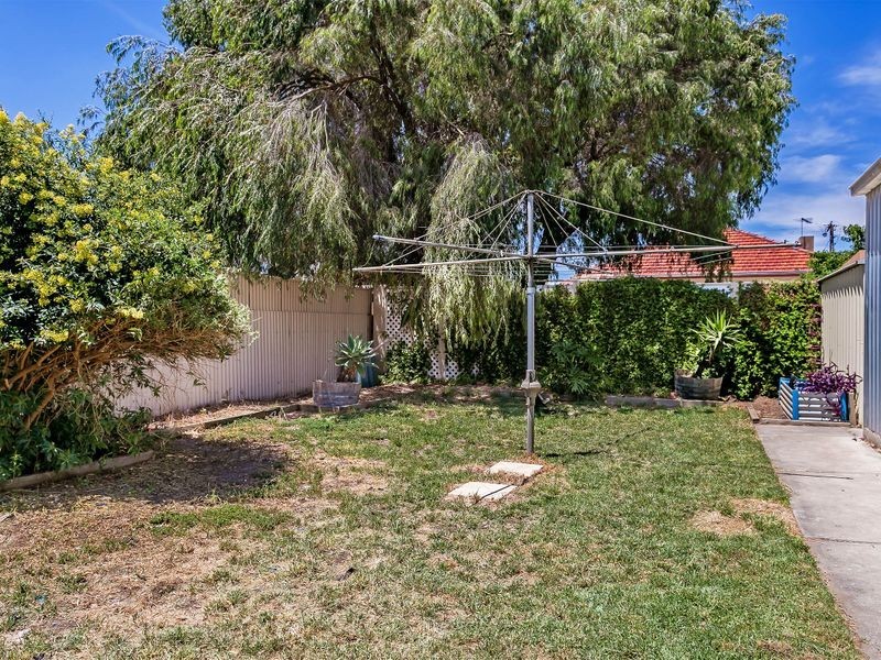 31 Tapleys Hill Road, Hendon SA 5014