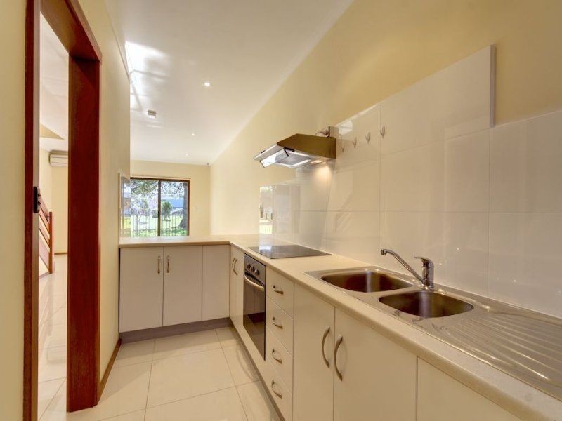 63 Brebner Drive (Regatta Court), West Lakes SA 5021