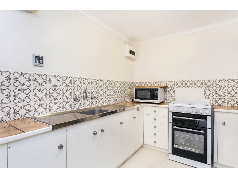 9/1 Mooloola Way, West Lakes Shore SA 5020