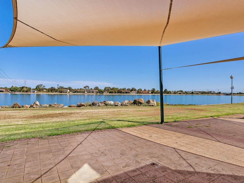 2/17-19 Lord Hobart Way, West Lakes SA 5021