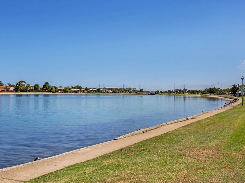 2/17-19 Lord Hobart Way, West Lakes SA 5021