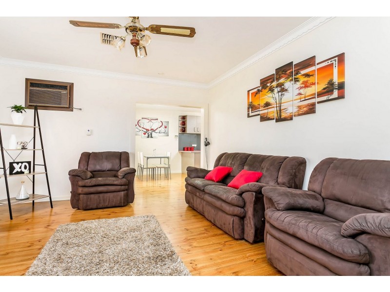 3 McMahon Place, Seaton SA 5023