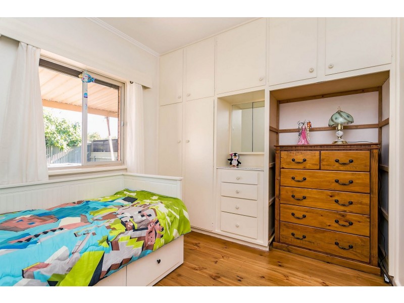 3 McMahon Place, Seaton SA 5023