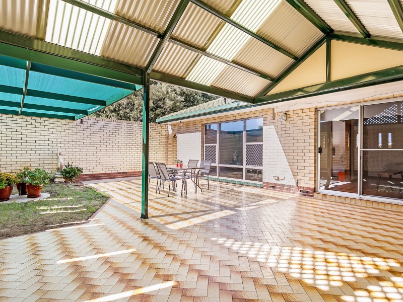17 Huron Grove, West Lakes SA 5021