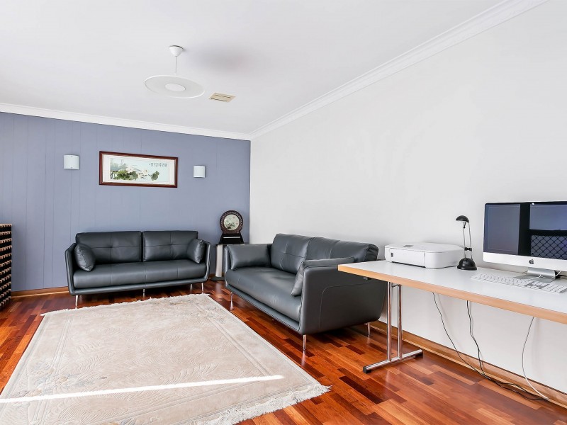 17 Huron Grove, West Lakes SA 5021