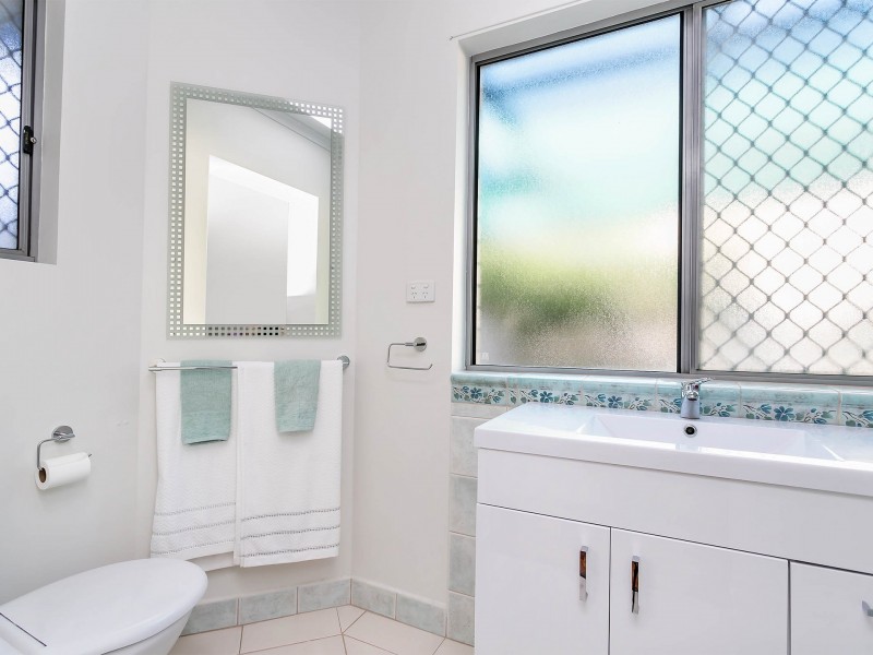 17 Huron Grove, West Lakes SA 5021