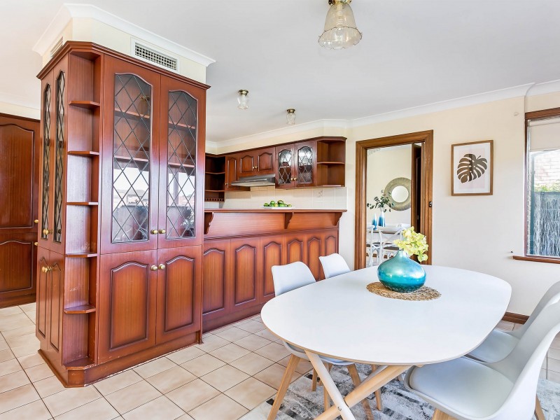 34 McDonald Grove, West Lakes SA 5021
