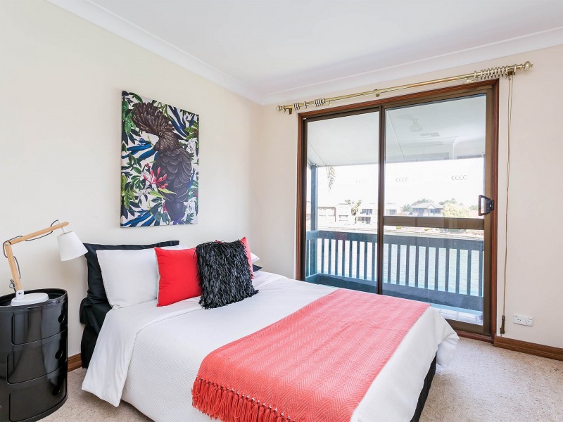 34 McDonald Grove, West Lakes SA 5021