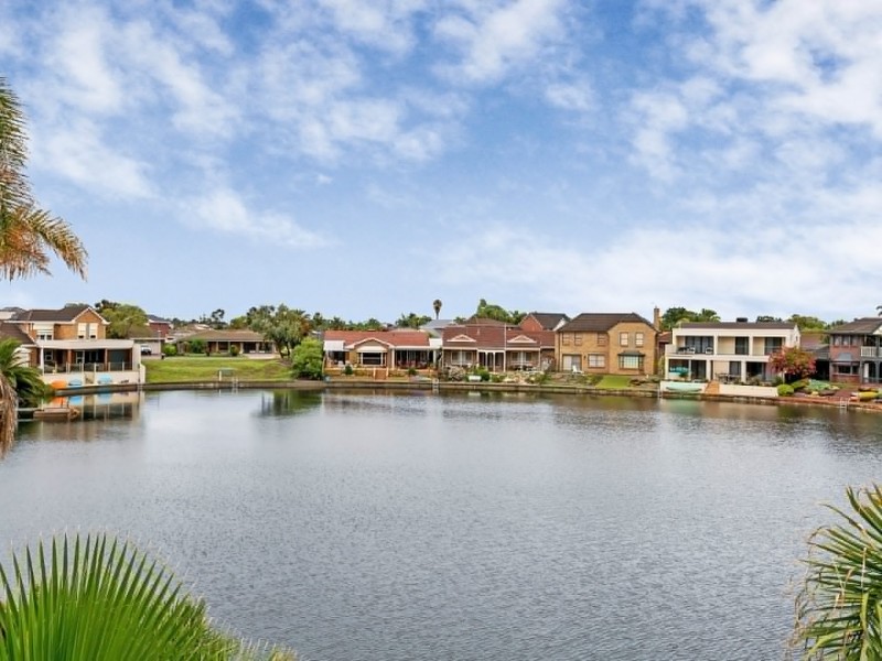 34 McDonald Grove, West Lakes SA 5021