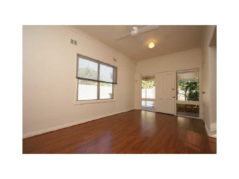 125 Maple Avenue, Royal Park SA 5014