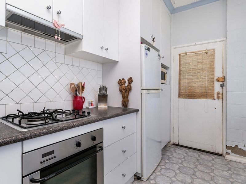 1/305 Esplanade, Henley Beach SA 5022